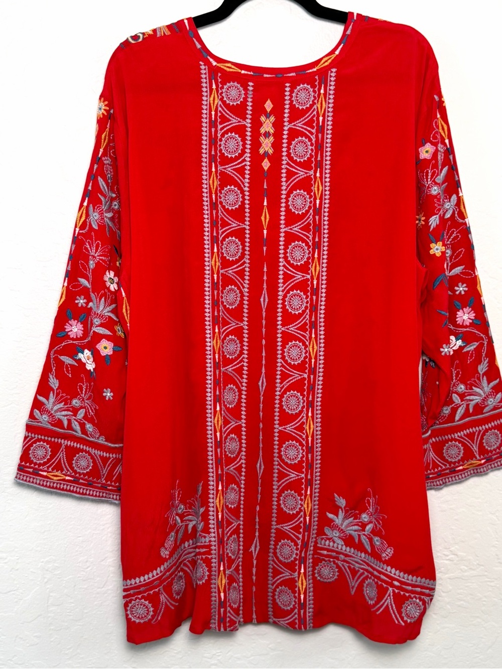 John Mark Red Embroidered XL Boho V-Neck Tunic Top Flowy Floral Artisan - Picture 9 of 13